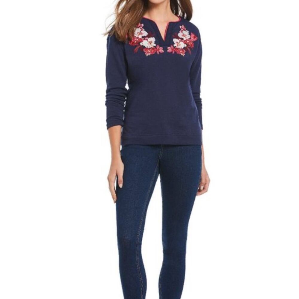 NWT Joules Jordan Notch Neck floral Embroidery Sweatshirt sz 8 - Picture 2 of 9